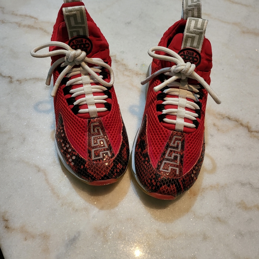 Shoes - Picture 2 of 4
